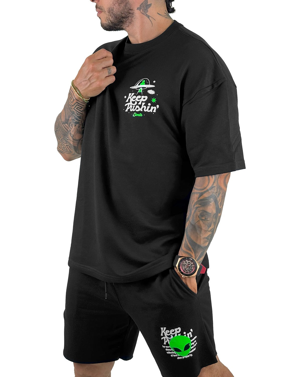 Conjunto Negro Keep Pushin