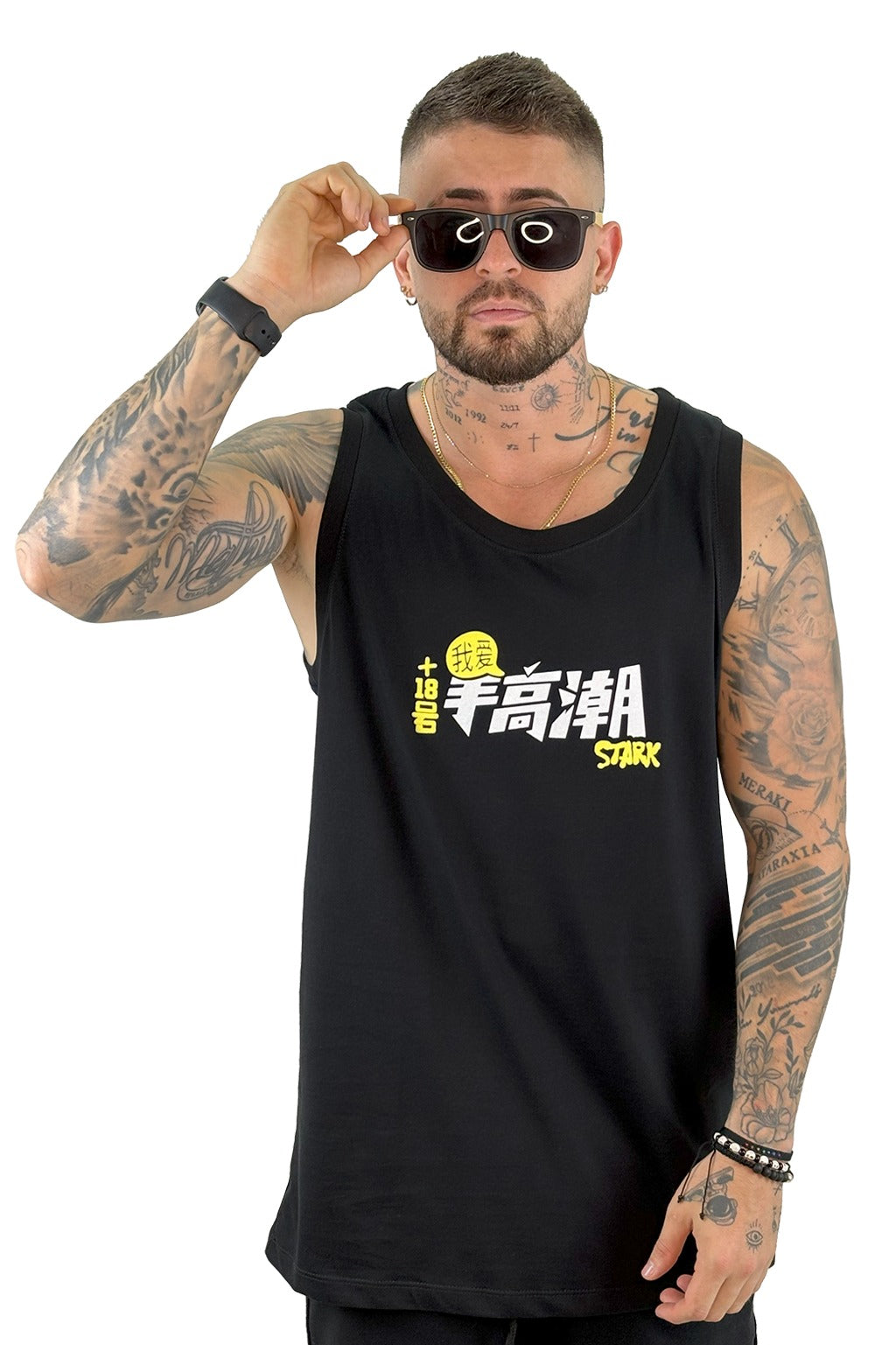 camisilla negra # 18