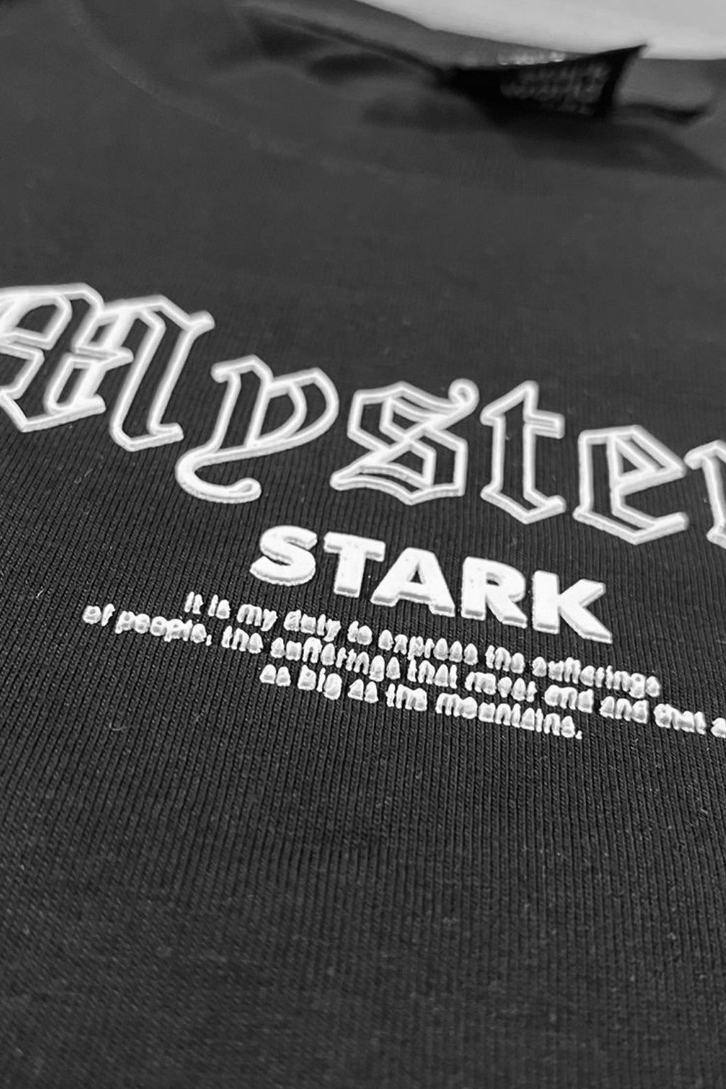 Camiseta negra restoration alto gramaje