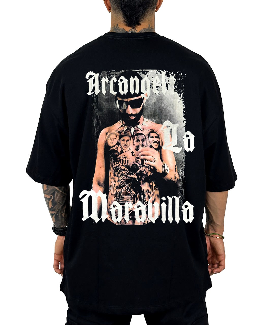 Oversize Negra  Arcangel La Maravilla Alto Gramaje