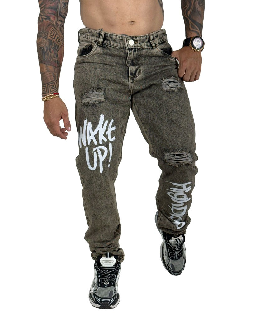 Jean Regular Rotos Dirty y Estampado