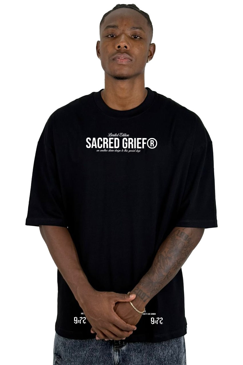 Oversize Negra Sacred Grief Alto Gramaje