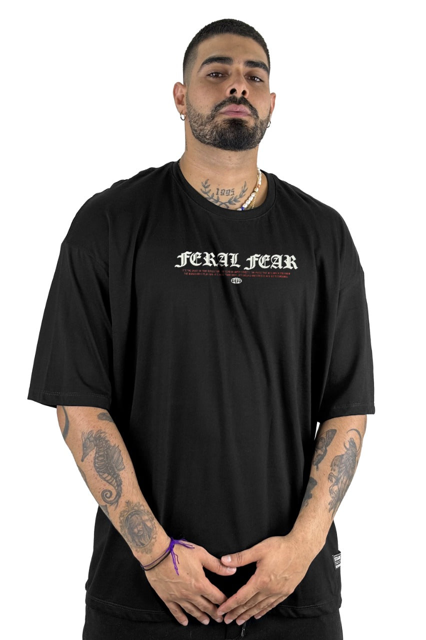 Oversize Negra Feral Fear Dog Alto Gramaje