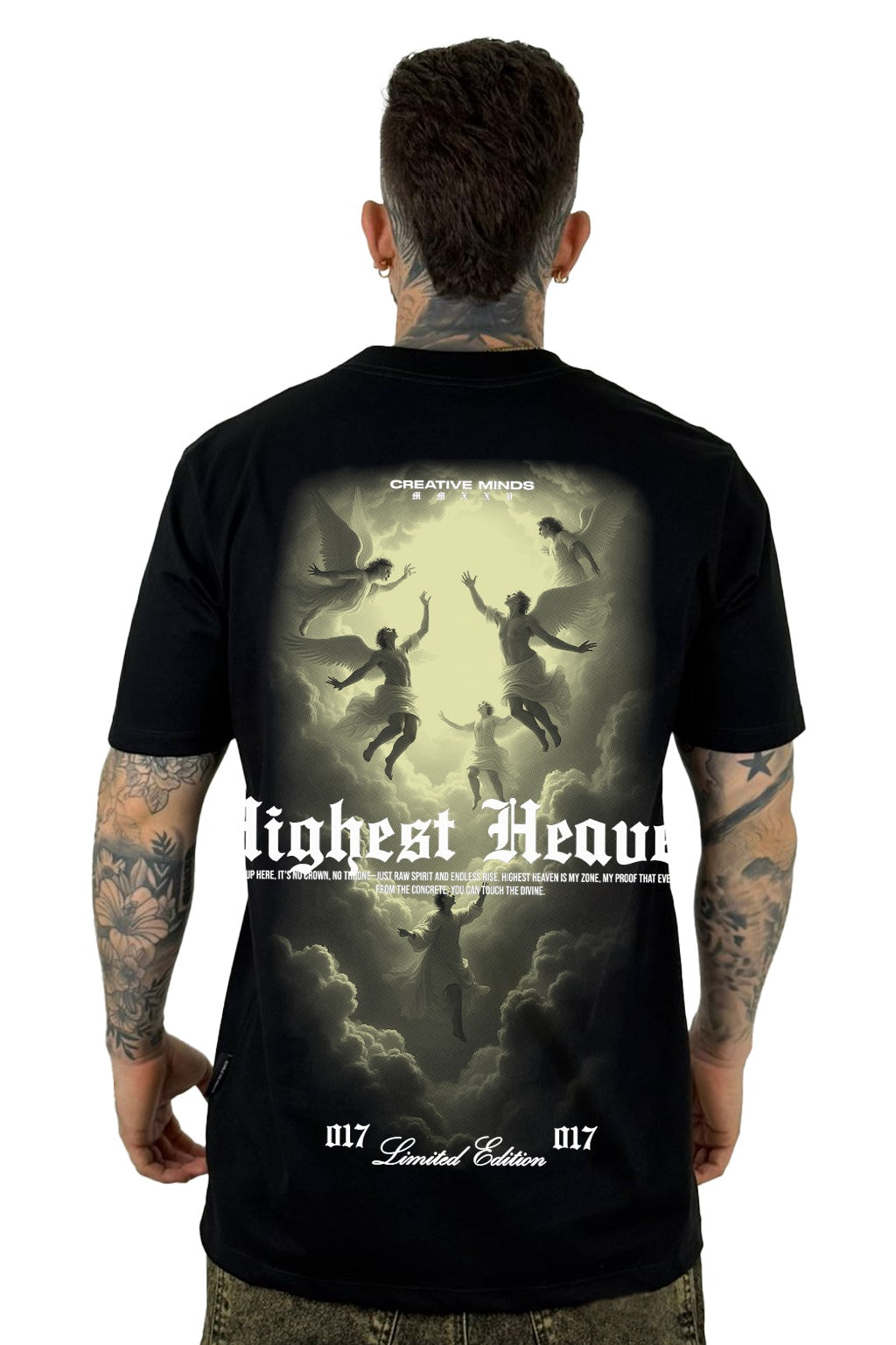Camiseta Negra Highest Heaven Alto Gramaje