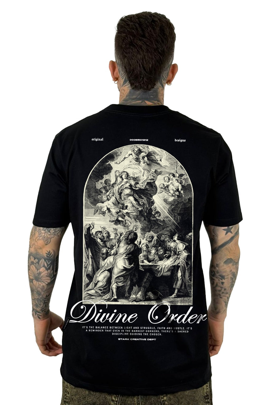 Camiseta Negra Divine Order Alto Gramaje