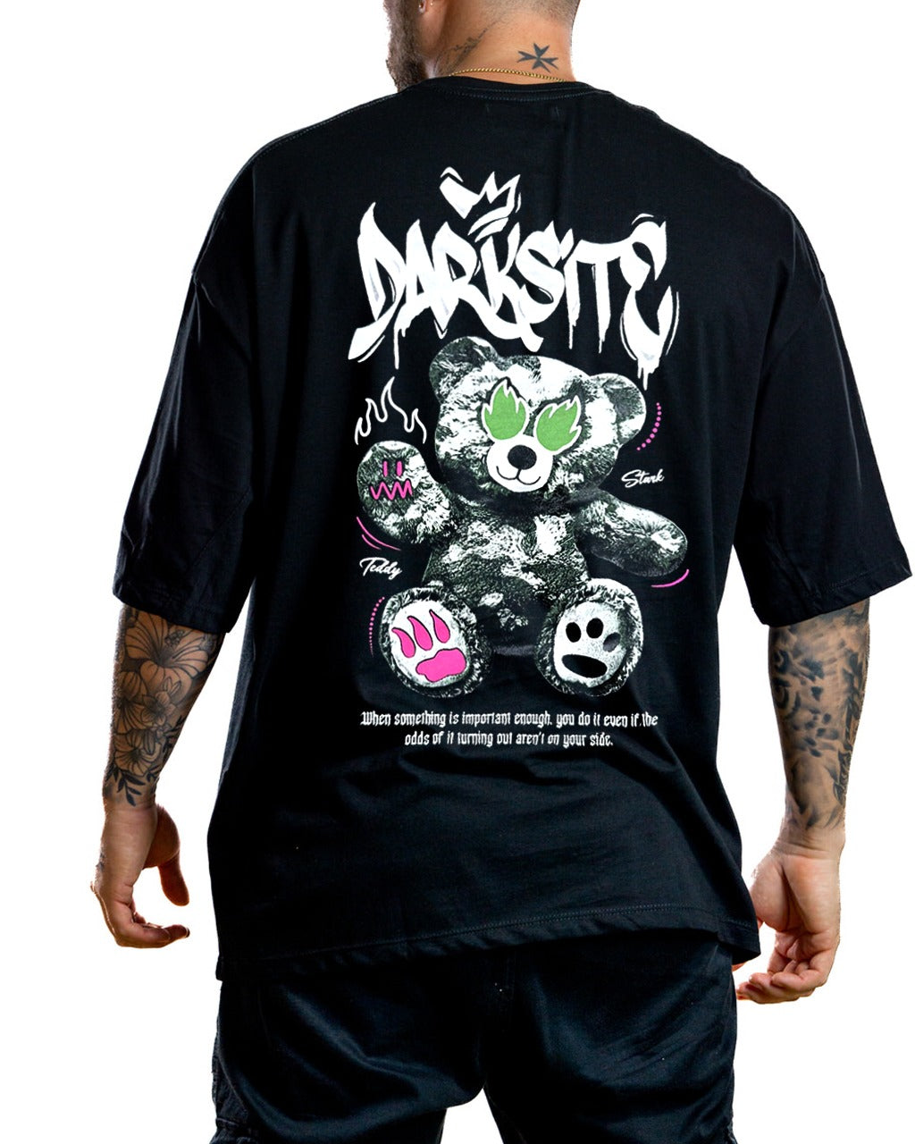 Oversize negro darksite bear