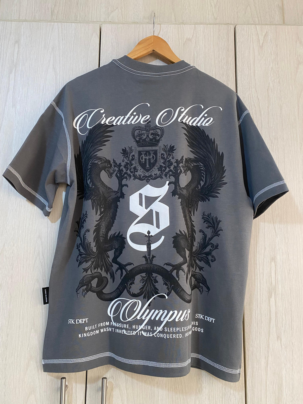 Oversize Gris Olympus Creative Studio Alto Gramaje