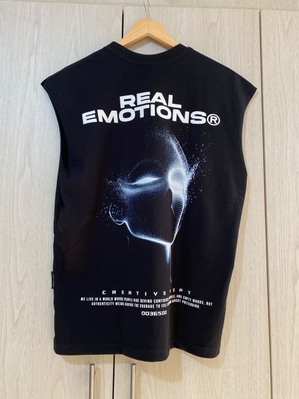 Camisilla Negra Real Emotions Alto Gramaje