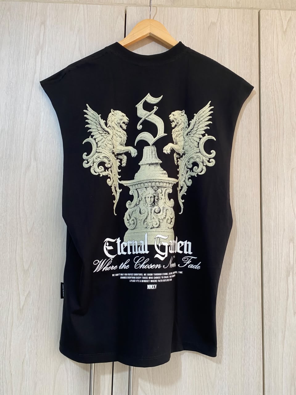 Camisilla Negra Eternal Garden Alto Gramaje