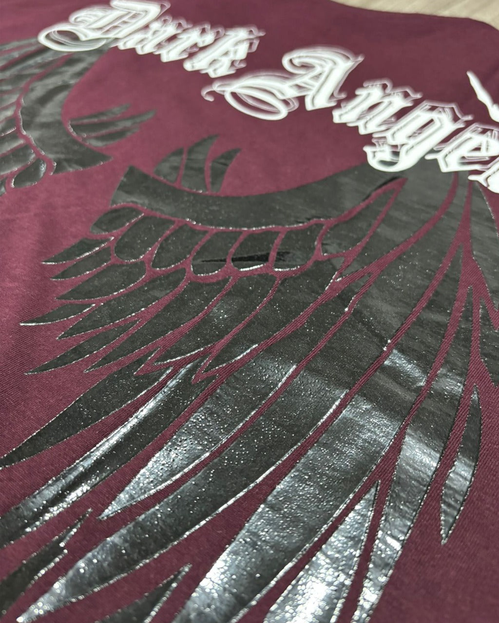 Camiseta dark angel uva