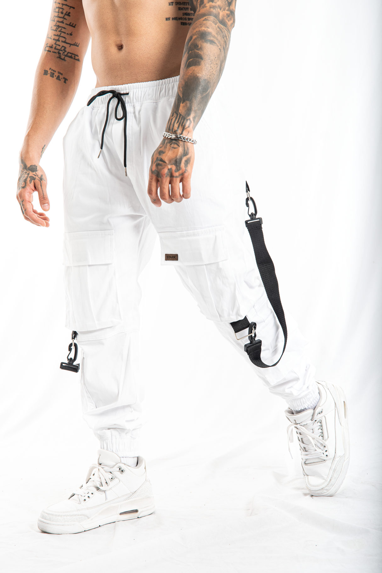 Jogger Blanco 4 Bolsillos Tiras