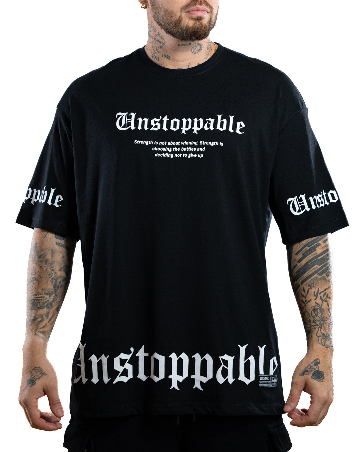 Oversize Negra Unstoppable - Stark Brand