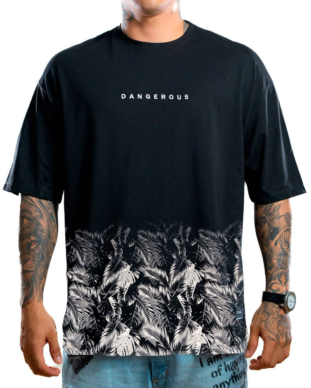 Oversize negra dangerous