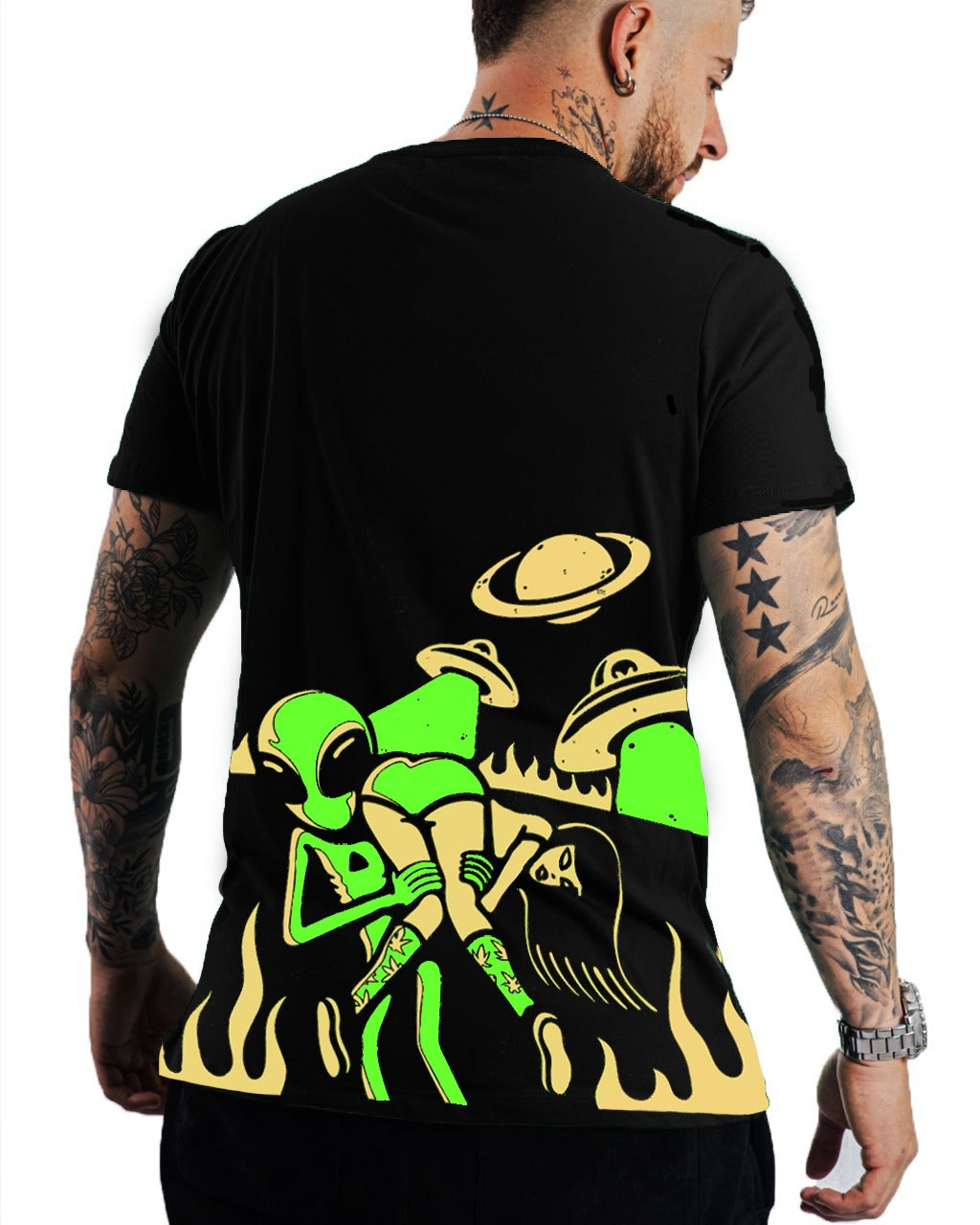 Camiseta Negra Alien Invation