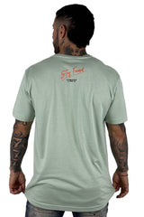 Camiseta Verde Stay Focused