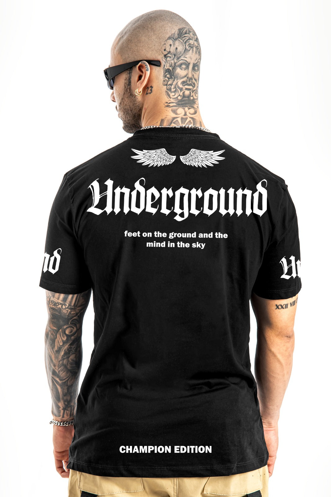 Camiseta Negra Underground