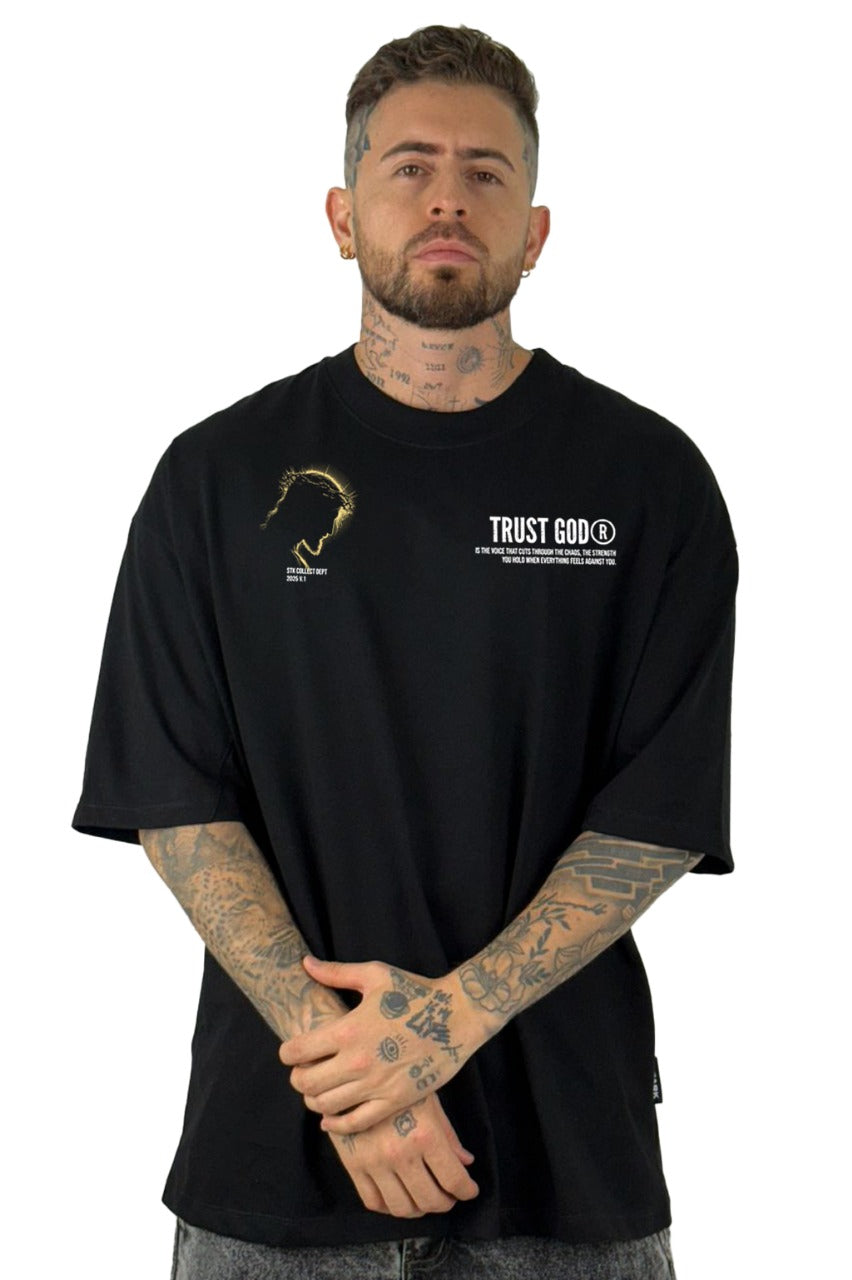 Oversize Negra Trust God Alto Gramaje