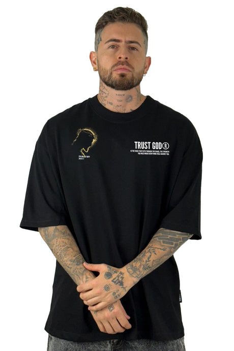 Oversize Negra Trust God Alto Gramaje