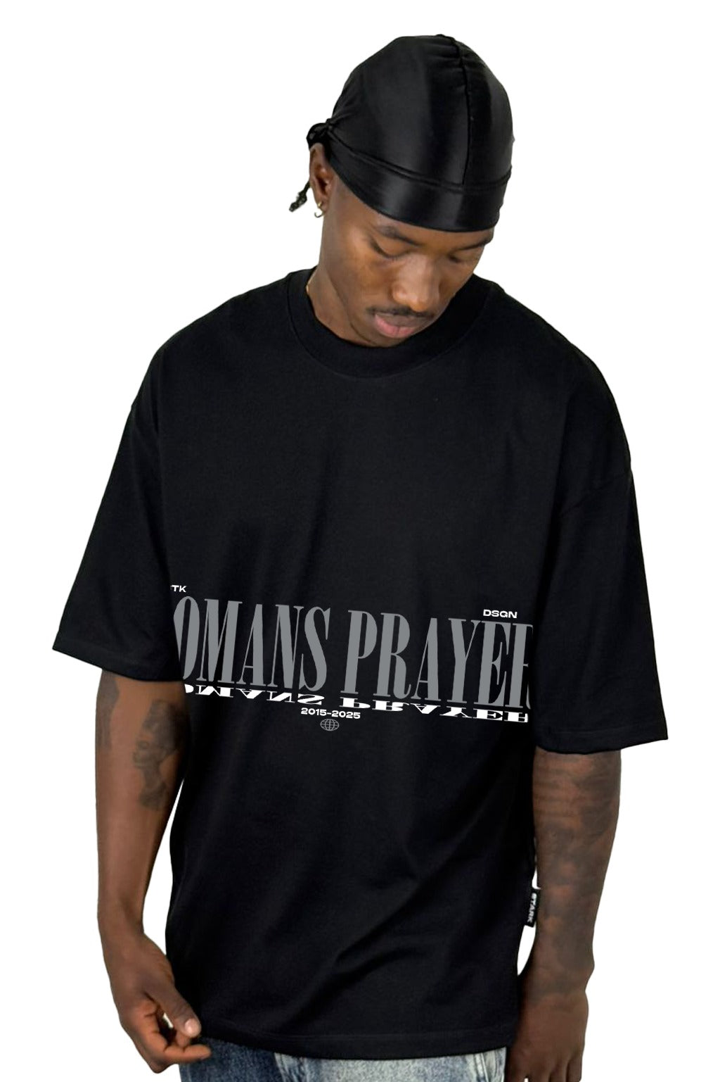 Oversize negra Romans Prayer Alto Gramaje