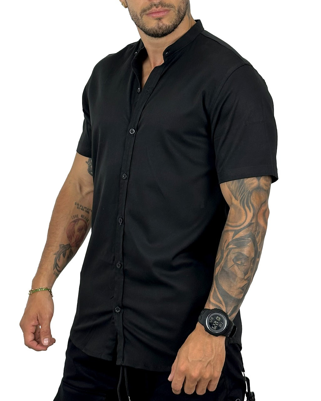 Camisa Negra cuello corto