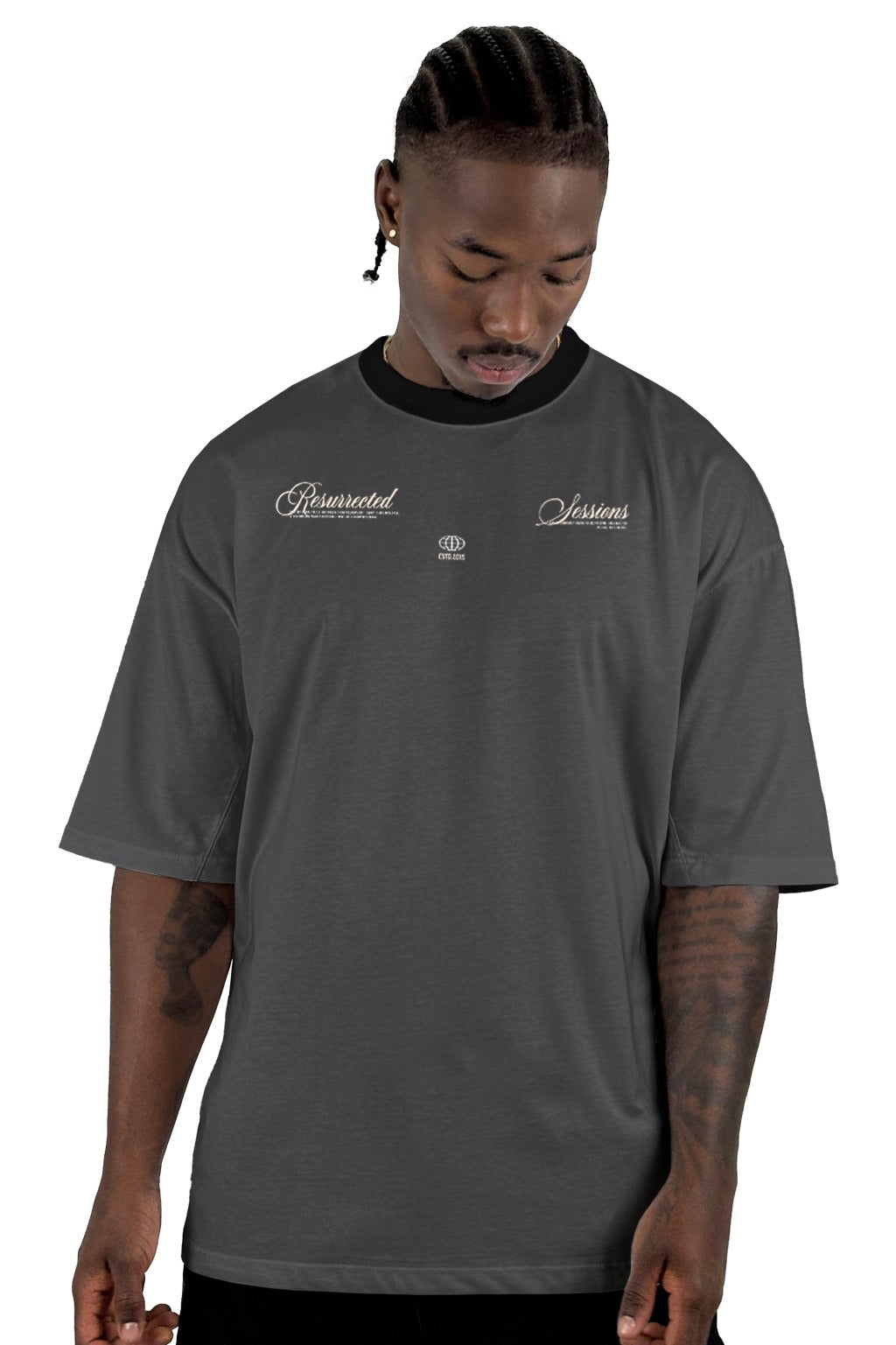 Oversize Gris Resurrected Cuello Negro Alto Gramaje
