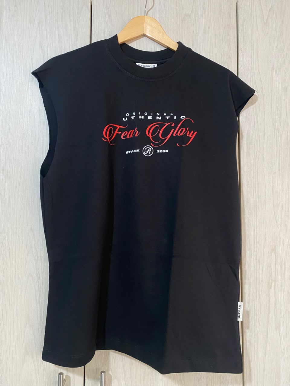 Camisilla Negra Fear Glory Alto Gramaje