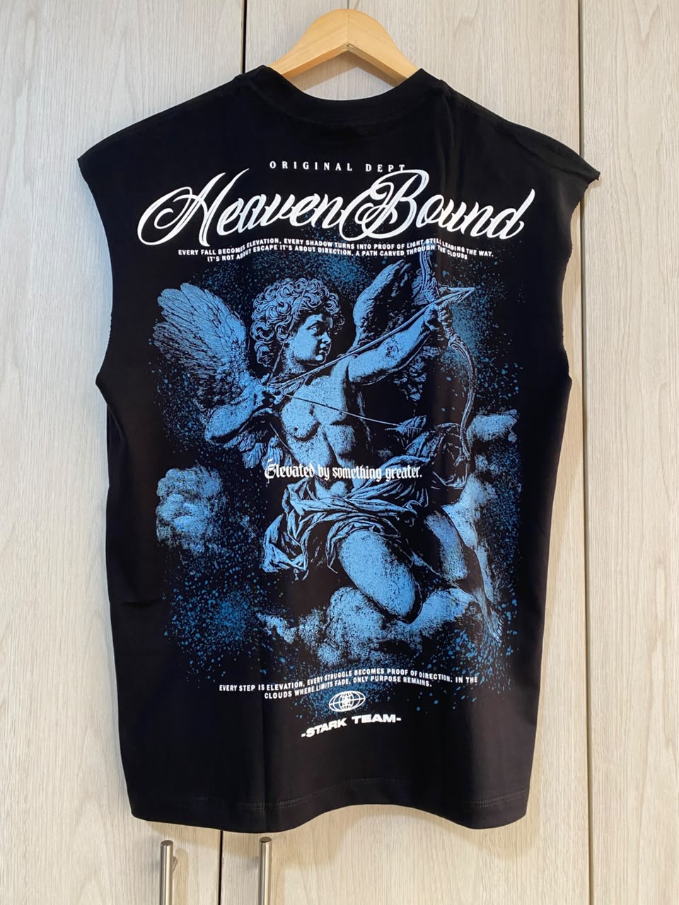 Camisilla Negra Heaven Bound Alto Gramaje