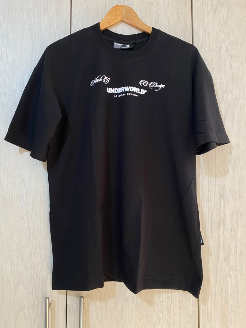 Oversize Negra Underworld Alto Gramaje