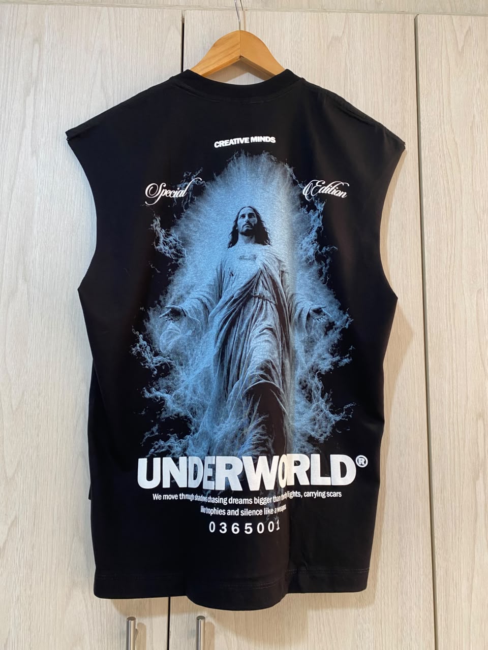 Camisilla Negra Underworld Alto Gramaje