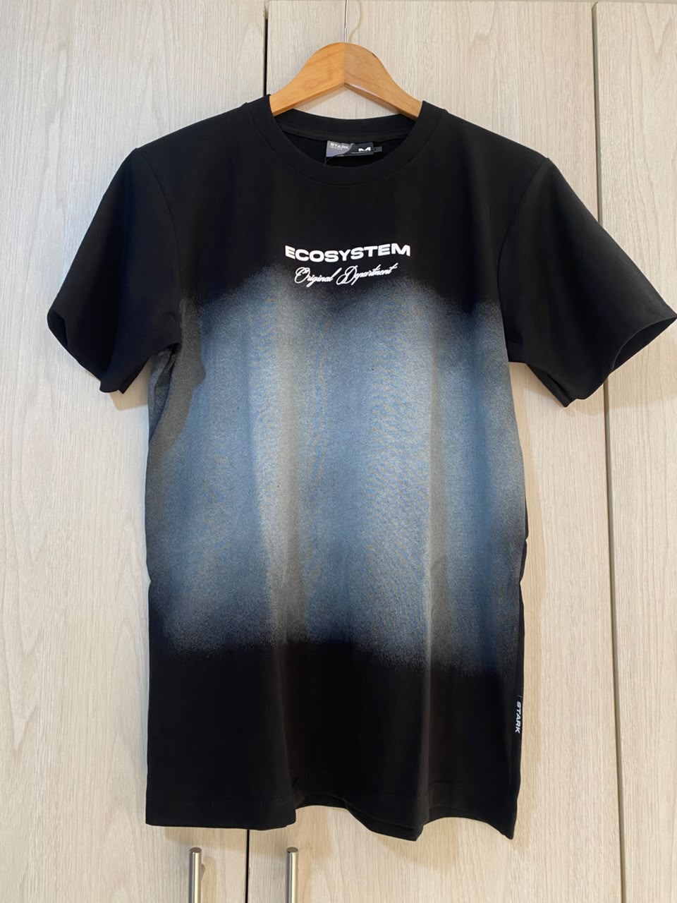 Camiseta Negra Ecosystem Humo Alto Gramaje