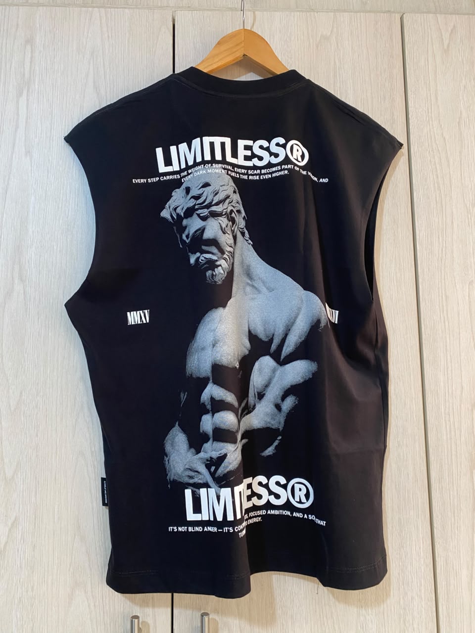 Camisilla Negra Limitless Alto Gramaje