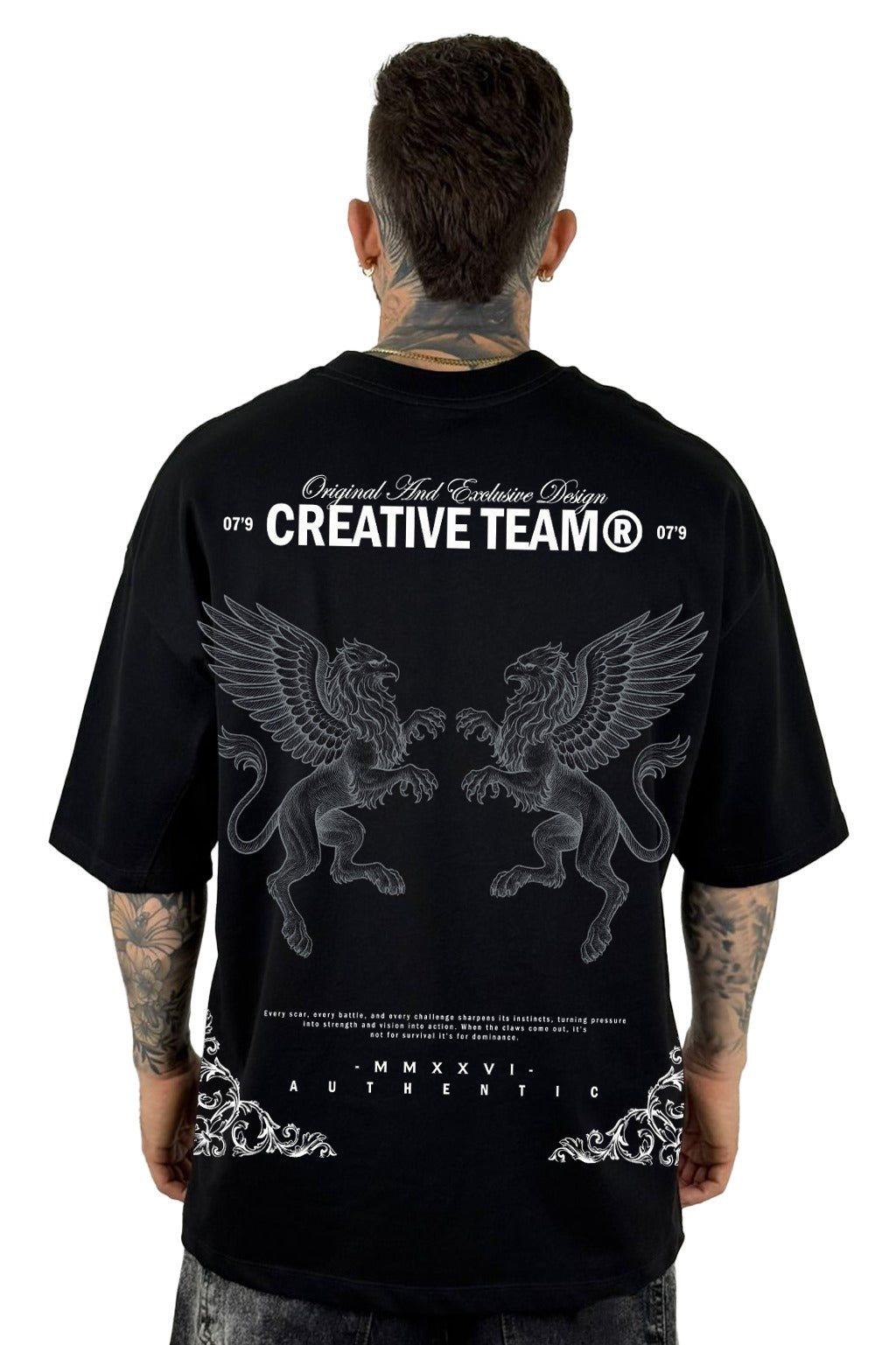 Oversize Negra Creative Team Alto Gramaje