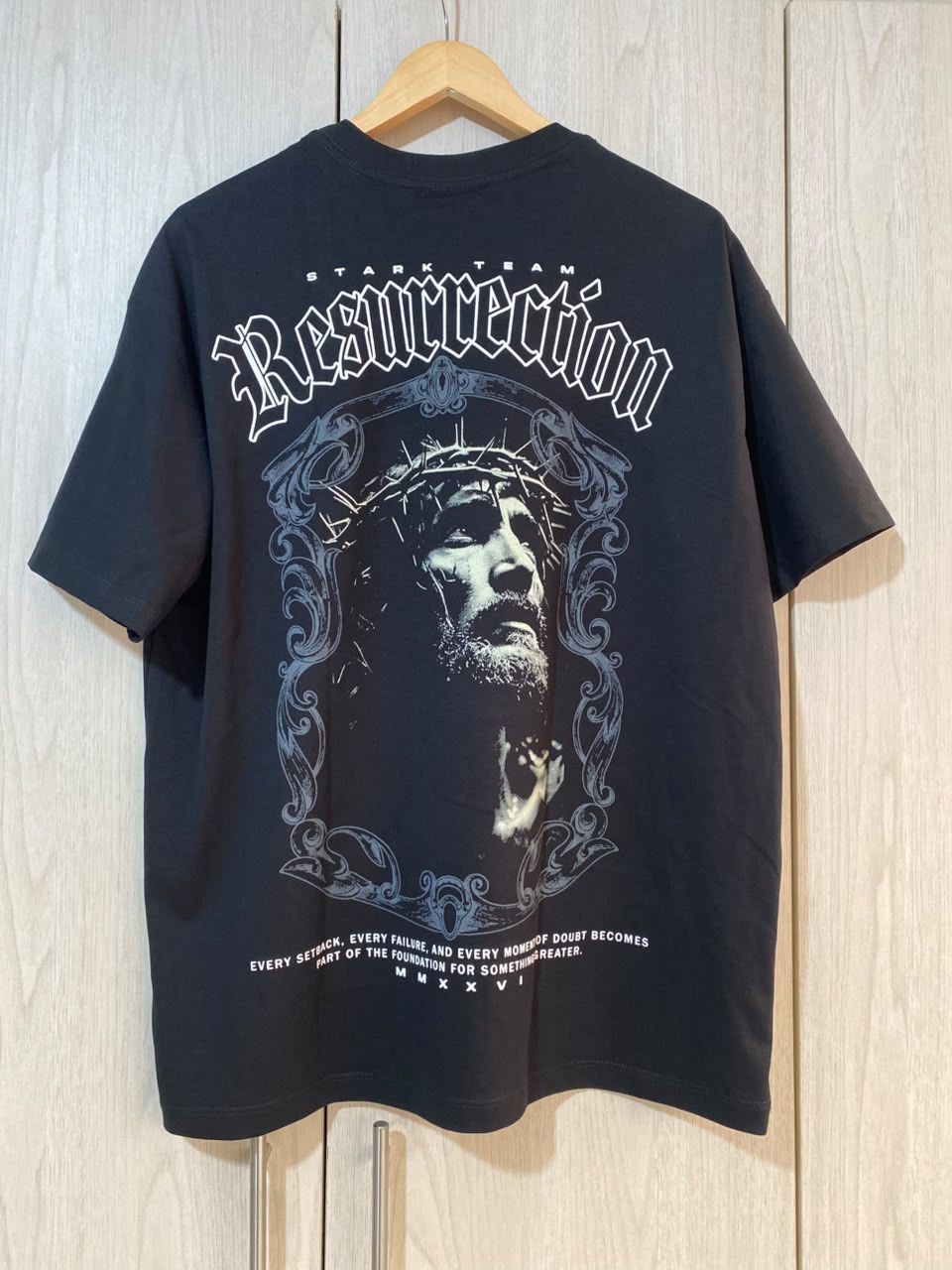 Oversize Negra Resurrection Alto Gramaje