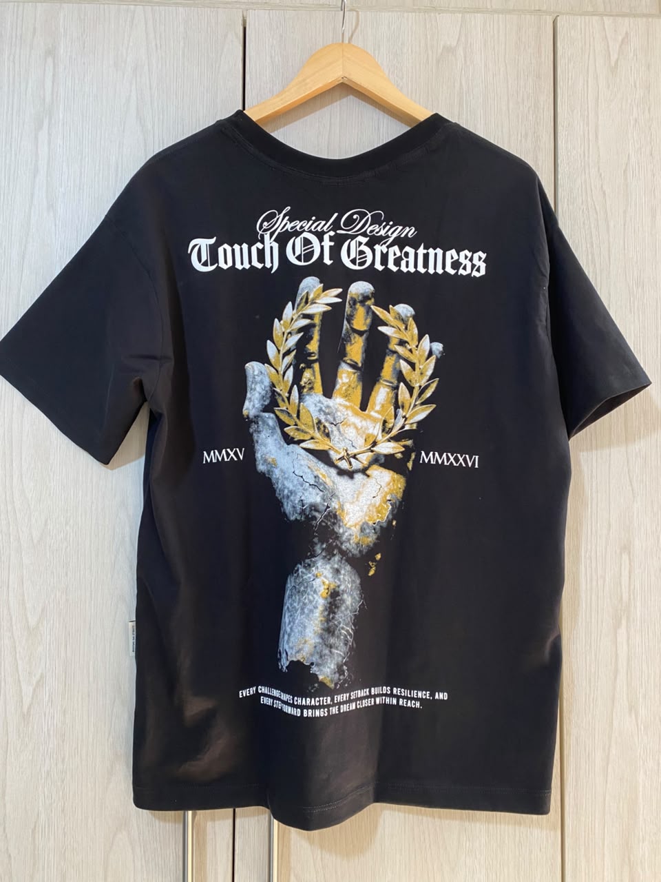 Oversize Negra Touch Of Creatness Alto Gramaje