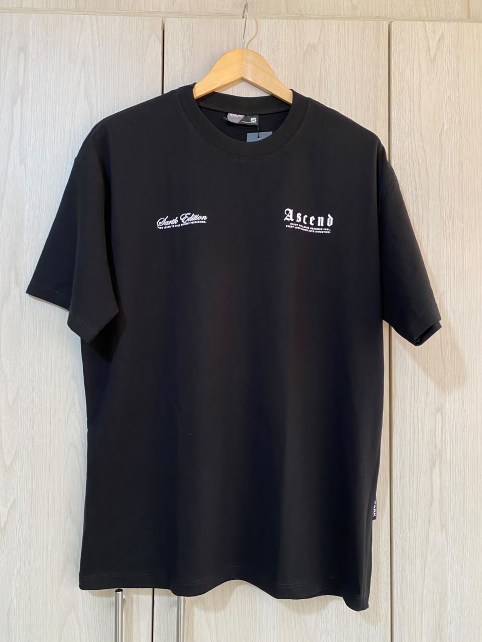 Oversize Negra Ascend Angel Fuego Alto Gramaje