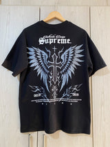 Oversize Negra Supreme Cruz Alto Garmaje