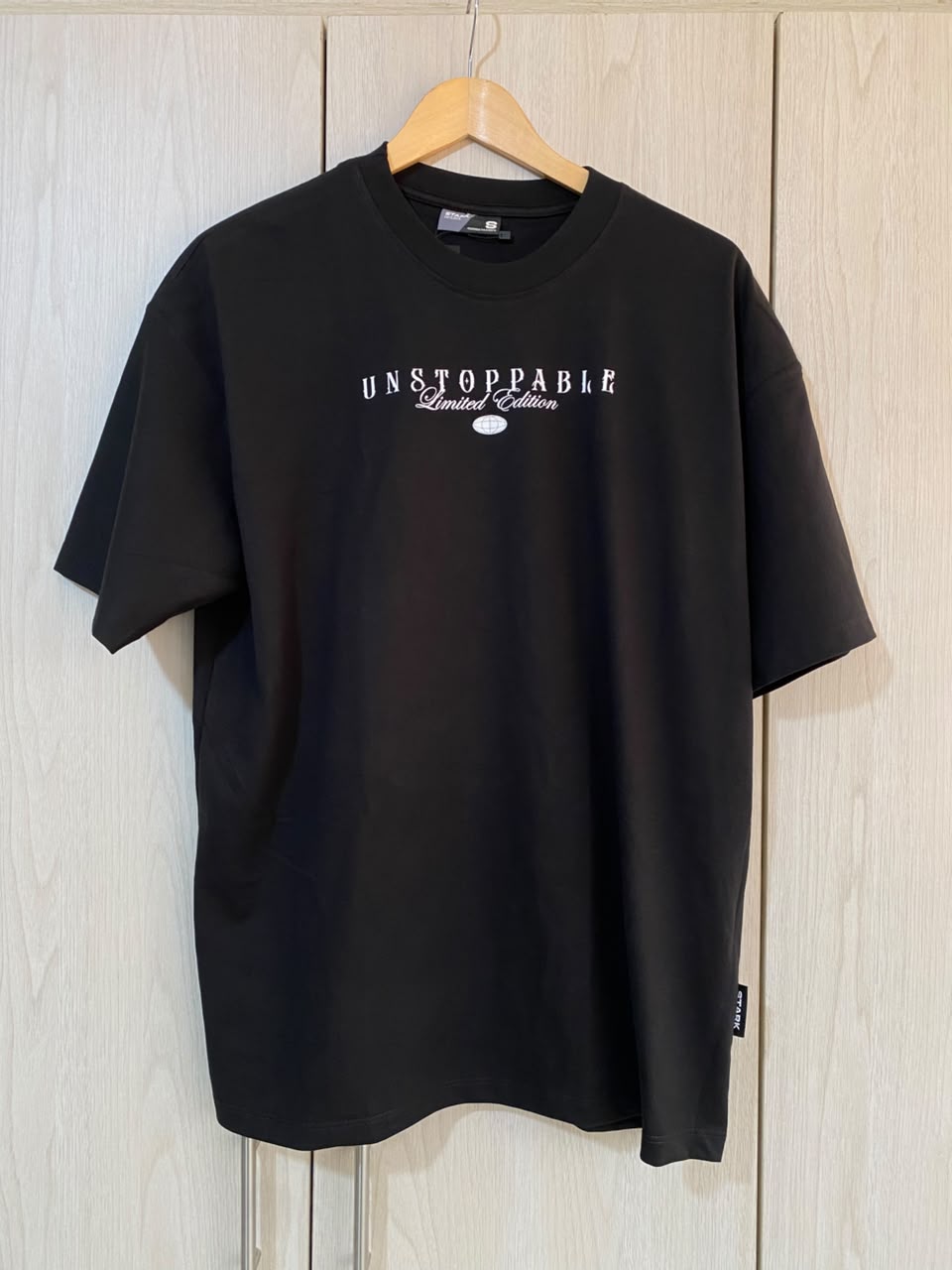 Oversize Negra Unstoppable Cielo Alto Gramaje