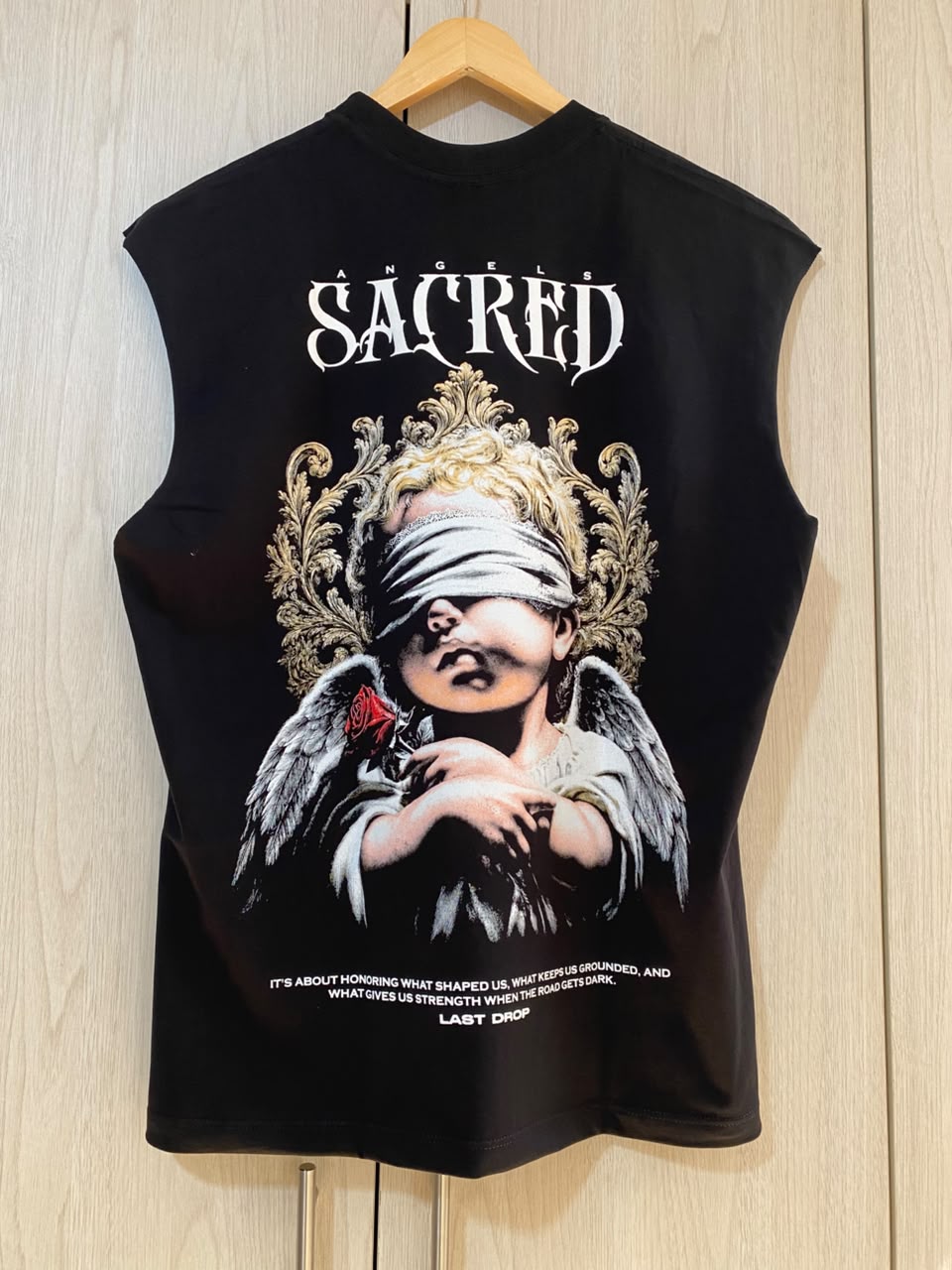 Camisilla Negra Angels Sacred Alto Gramaje