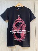 Camiseta Negra Trust The Path Alto Gramaje