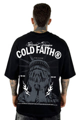 Oversize Negra Cold Faith Alto Gramaje