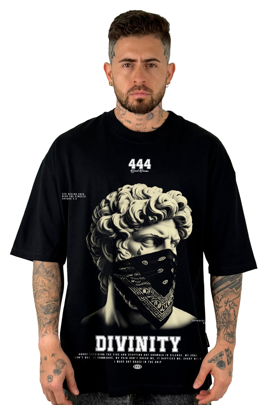 Oversize Negra Divinity 444 Alto Gramaje