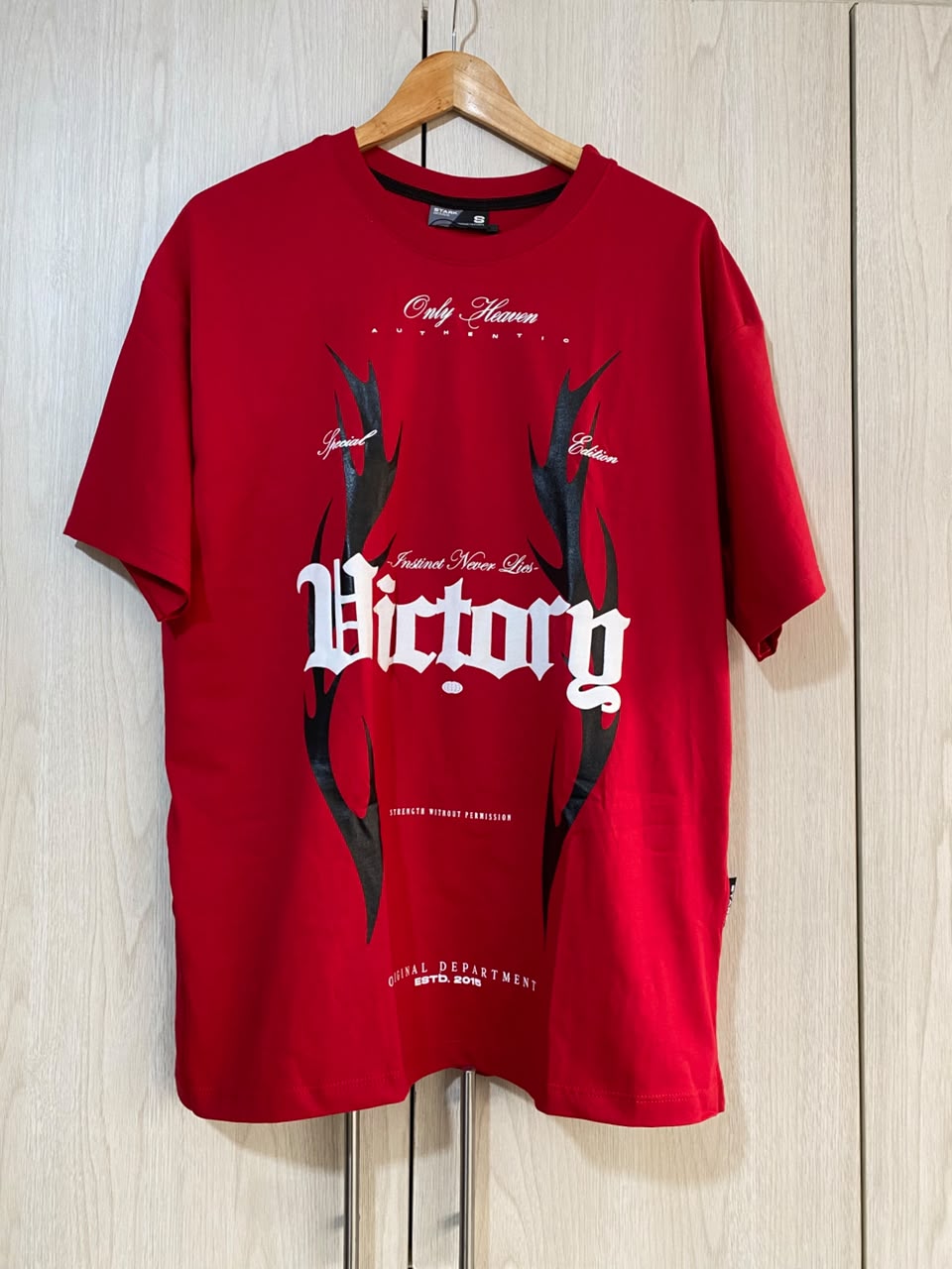 Oversize Roja Victory Alto Gramaje
