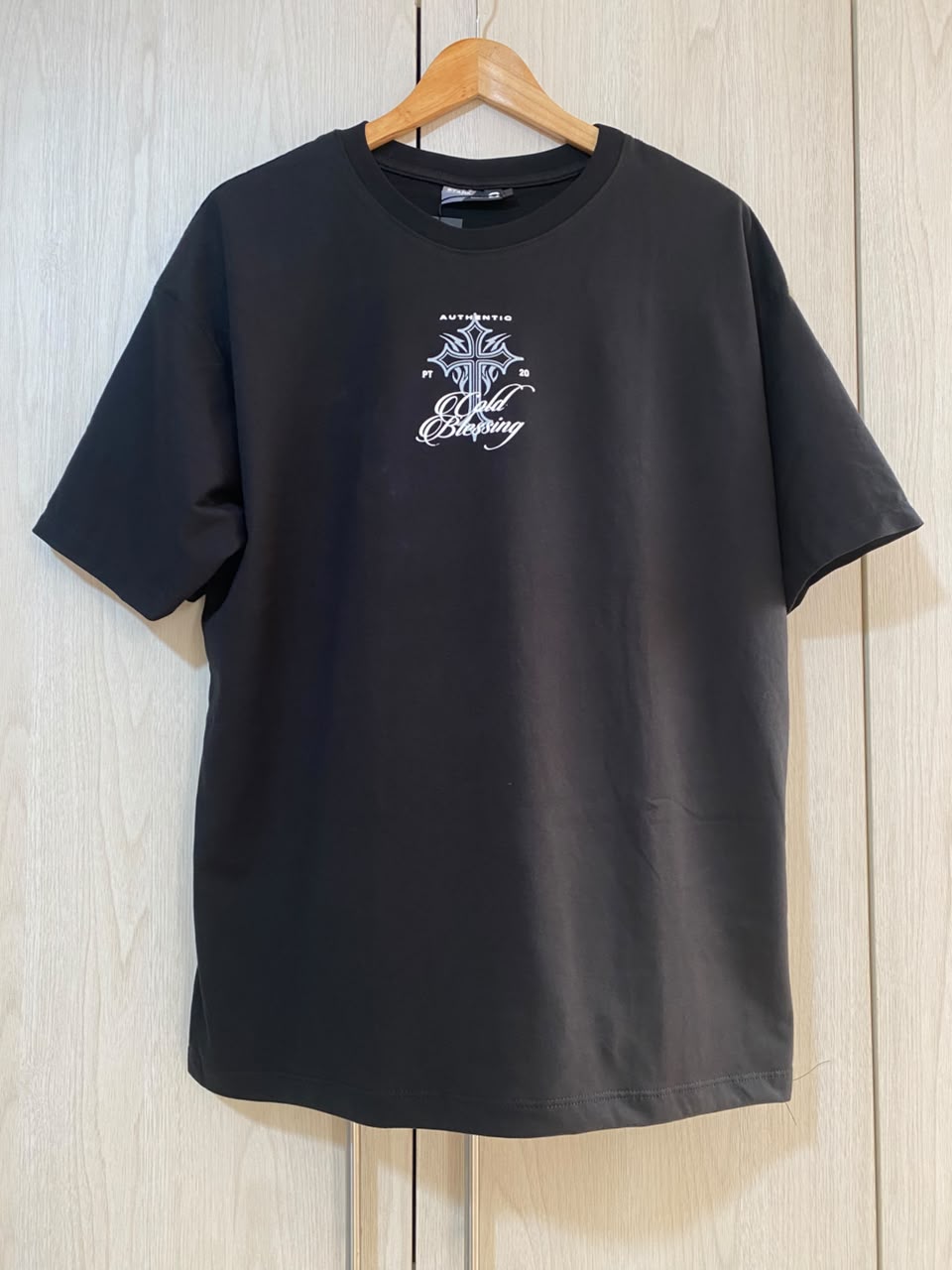 Oversize Cold Blessing Con Pedreria Alto Gramaje