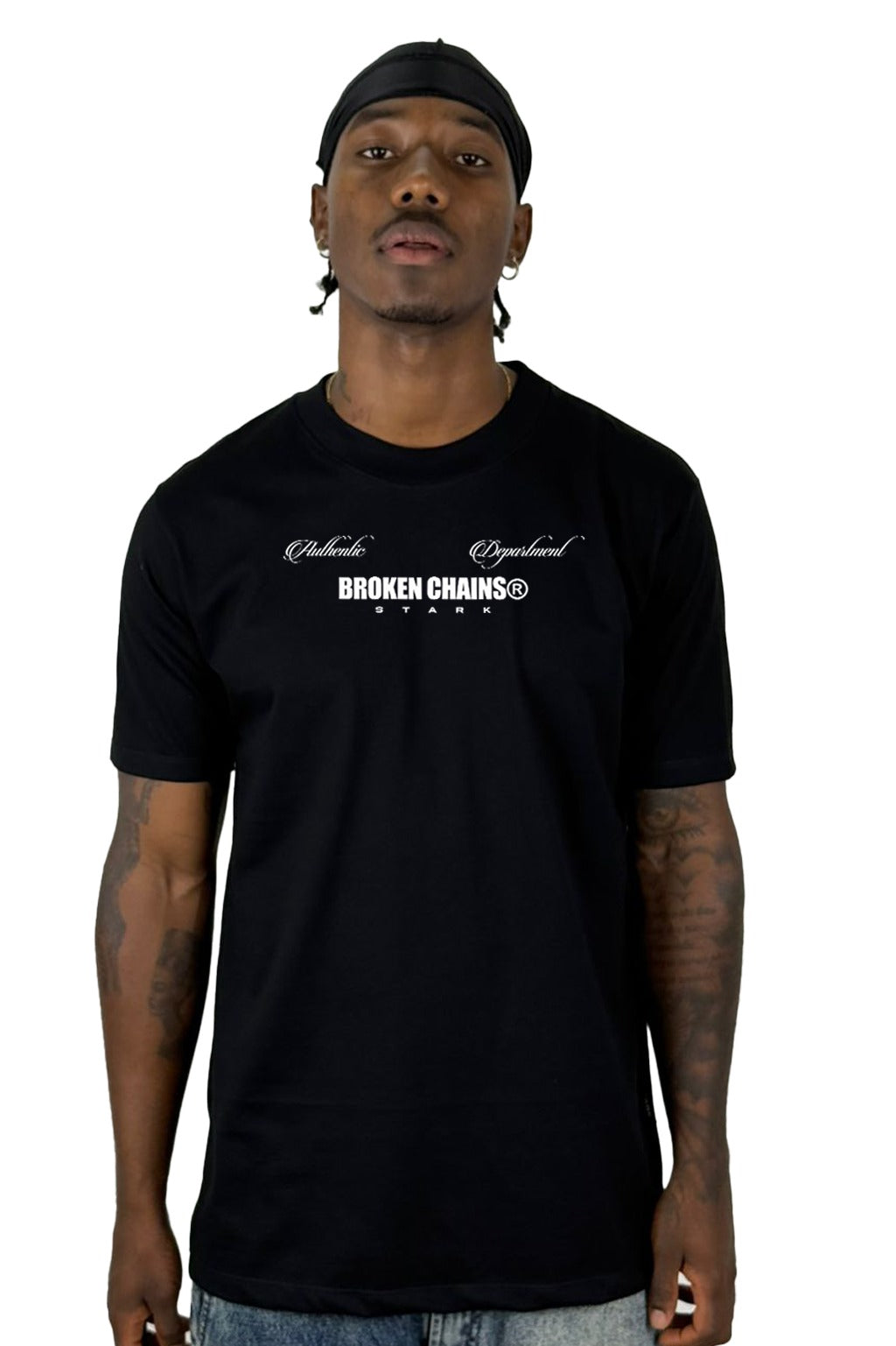 Camiseta Negra Broken Chains Alto Gramaje