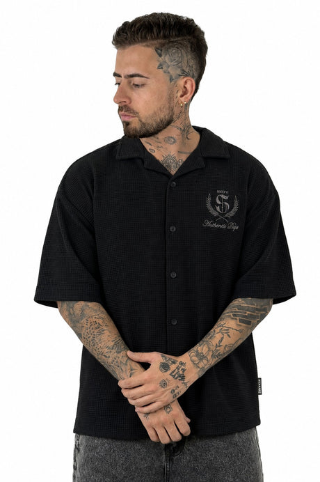 Camisa Negra Boxy Fit Authentic 1997