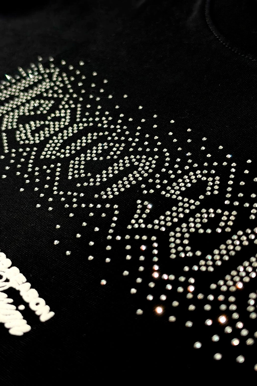 Camisilla Negra Heaven Sent Pedreria Alto Gramaje